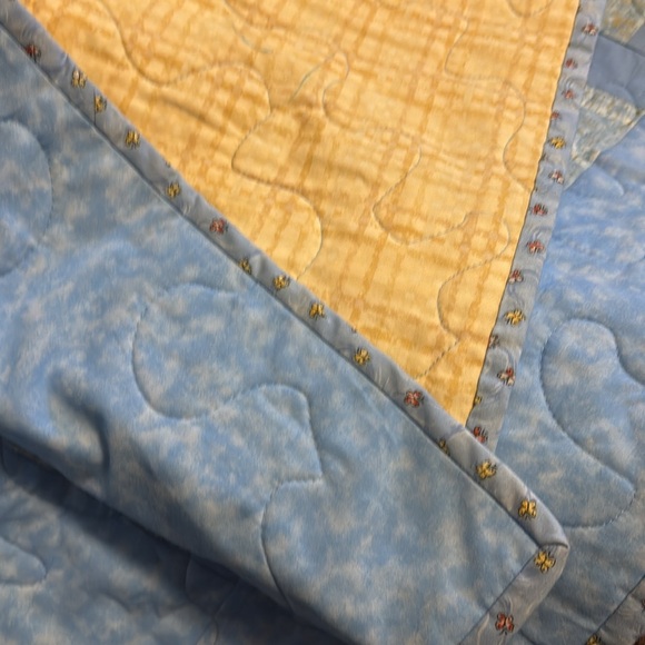 BABY QUILT - Picture 6 of 6